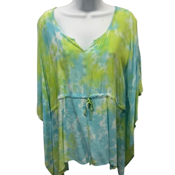Sacred Threads Tops - Medium Sacred Threads Tie-Dye Top in Blue and Green. 223122/1. CL/GR02